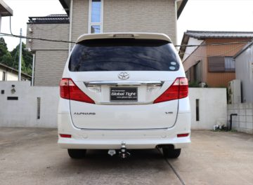 TOYOTA（トヨタ）社製、ヴェルファイア 20系用ヒッチメンバーの施工事例 / メイン画像