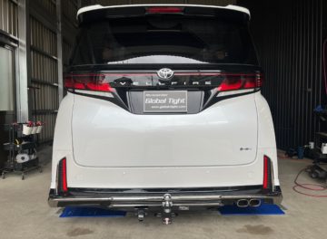 ヴェルファイア40にヒッチメンバーを取り付け致しました。