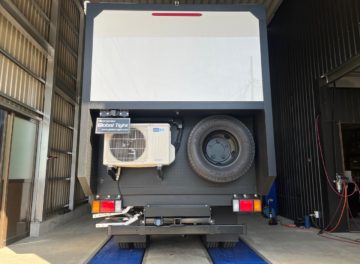 エルフキャンピングカーにヒッチメンバーを制作、取り付け致しました。