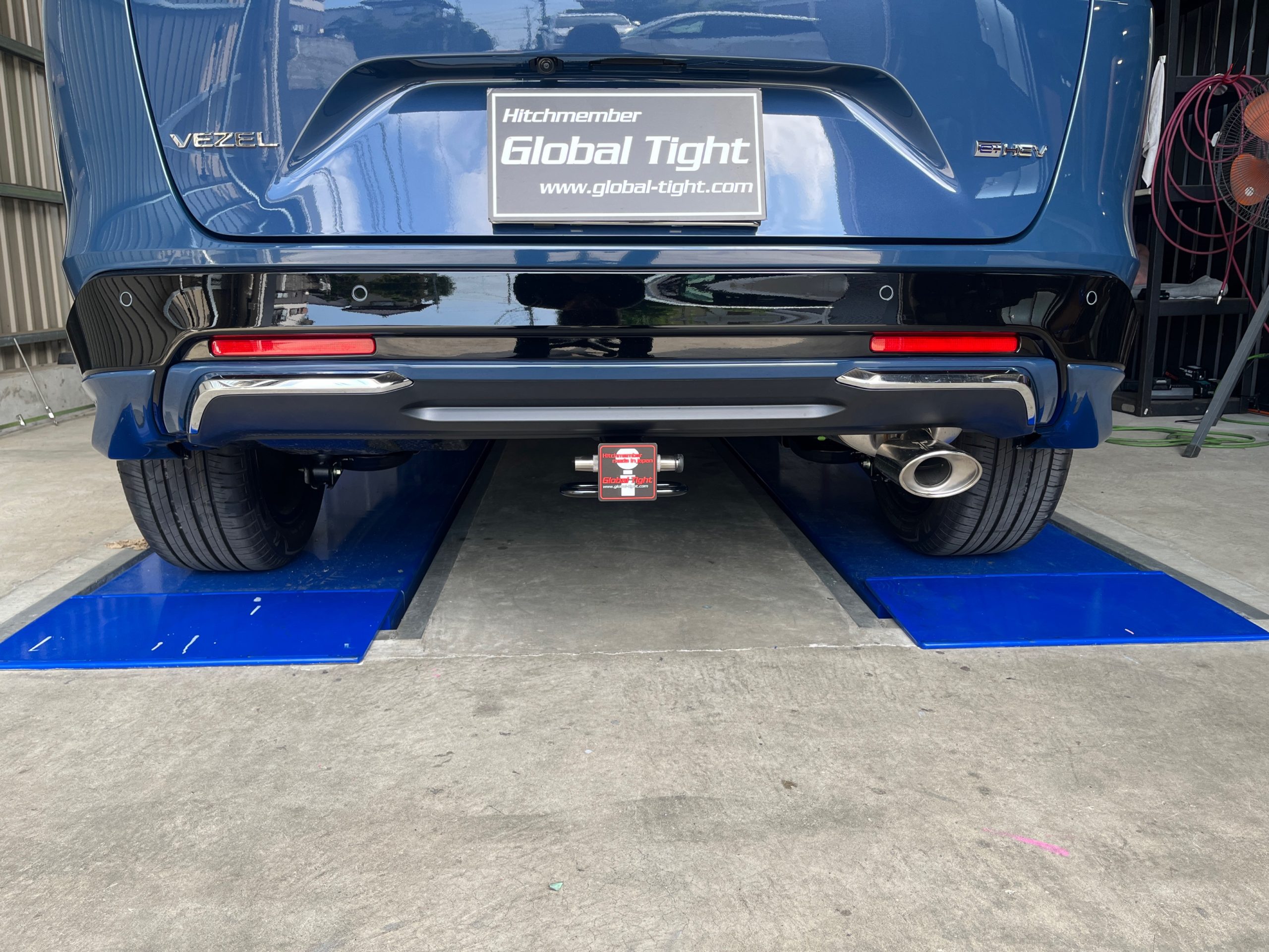 ヴェゼル,ヒッチメンバー,取付,トレーラー