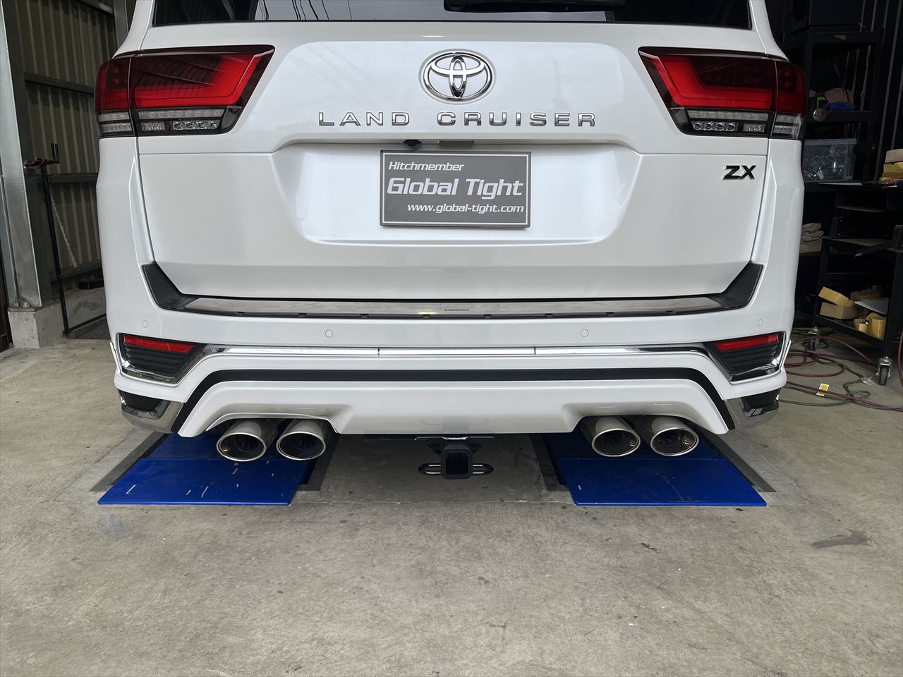 ランドクルーザー300,モデリスタ,ヒッチメンバー,ジェットスキー,トレーラー,バスボート,キャンピングカー,キャンピングトレーラー,水上バイク,ボートトレーラー,牽引,サイクルキャリア,カーゴトレーラー