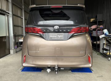 TOYOTA（トヨタ）社製、アルファード40PHEV用ヒッチメンバーの施工事例 / メイン画像