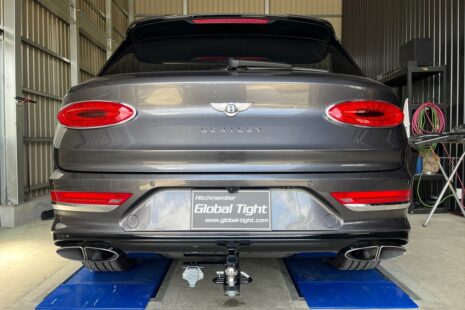  ベンテイガ用ヒッチメンバー