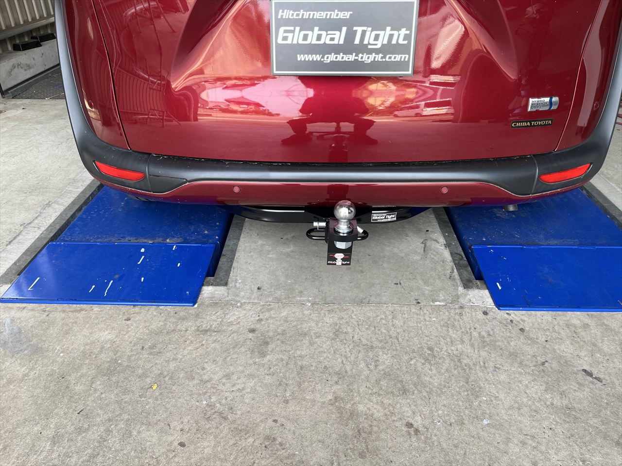 シエンタ170,ヒッチメンバー,ジェットスキー,トレーラー,バスボート,キャンピングカー,キャンピングトレーラー,水上バイク,ボートトレーラー,牽引,サイクルキャリア,カーゴトレーラー