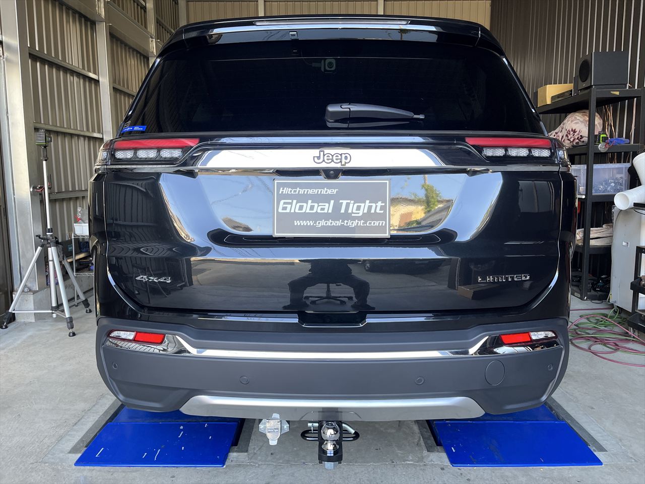 レンジローバー,ディフェンダー,ヒッチメンバー,ジェットスキー,トレーラー,バスボート,キャンピングカー,キャンピングトレーラー,水上バイク,ボートトレーラー,牽引,サイクルキャリア,カーゴトレーラー