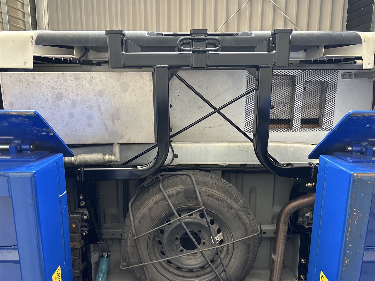 ハイエース,キャンピングカー,ヒッチメンバー,ジェットスキー,トレーラー,バスボート,キャンピングカー,キャンピングトレーラー,水上バイク,ボートトレーラー,牽引,サイクルキャリア,カーゴトレーラー