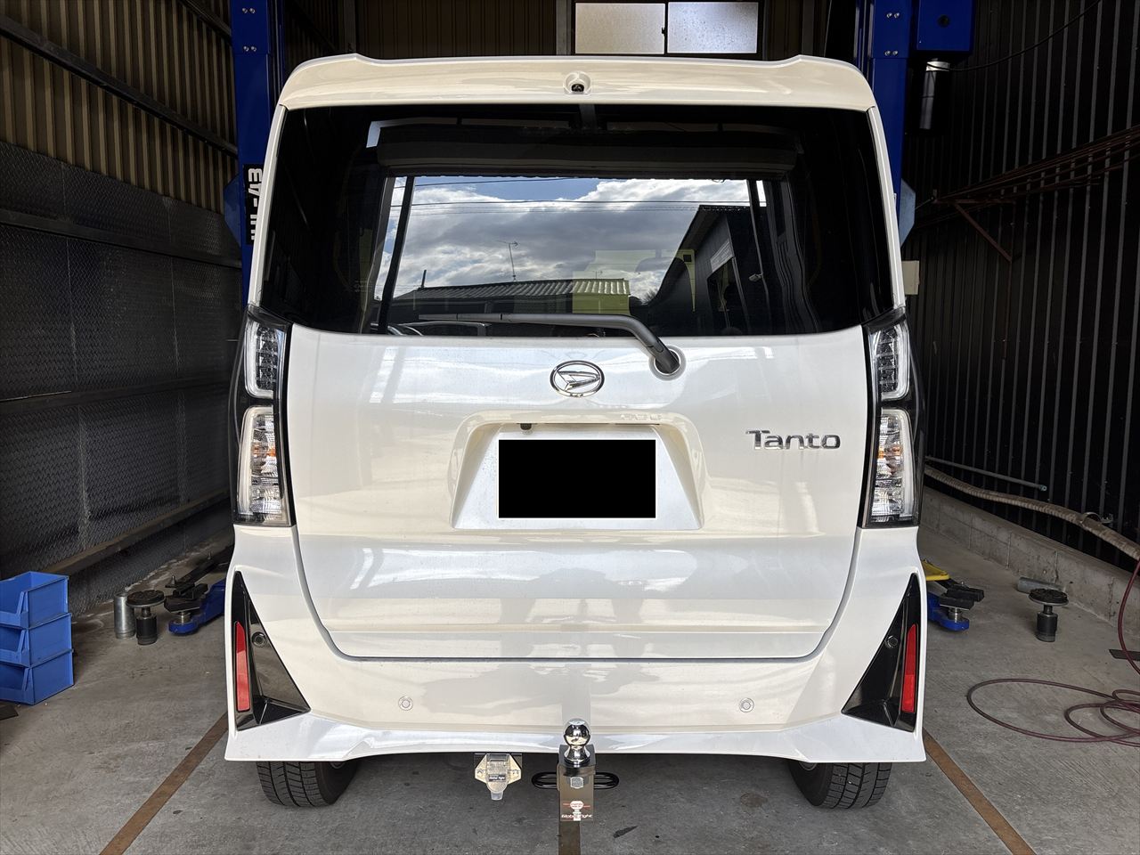 タントカスタム,LA650,キャンピングカー,ヒッチメンバー,ジェットスキー,トレーラー,バスボート,キャンピングカー,キャンピングトレーラー,水上バイク,ボートトレーラー,牽引,サイクルキャリア,カーゴトレーラー