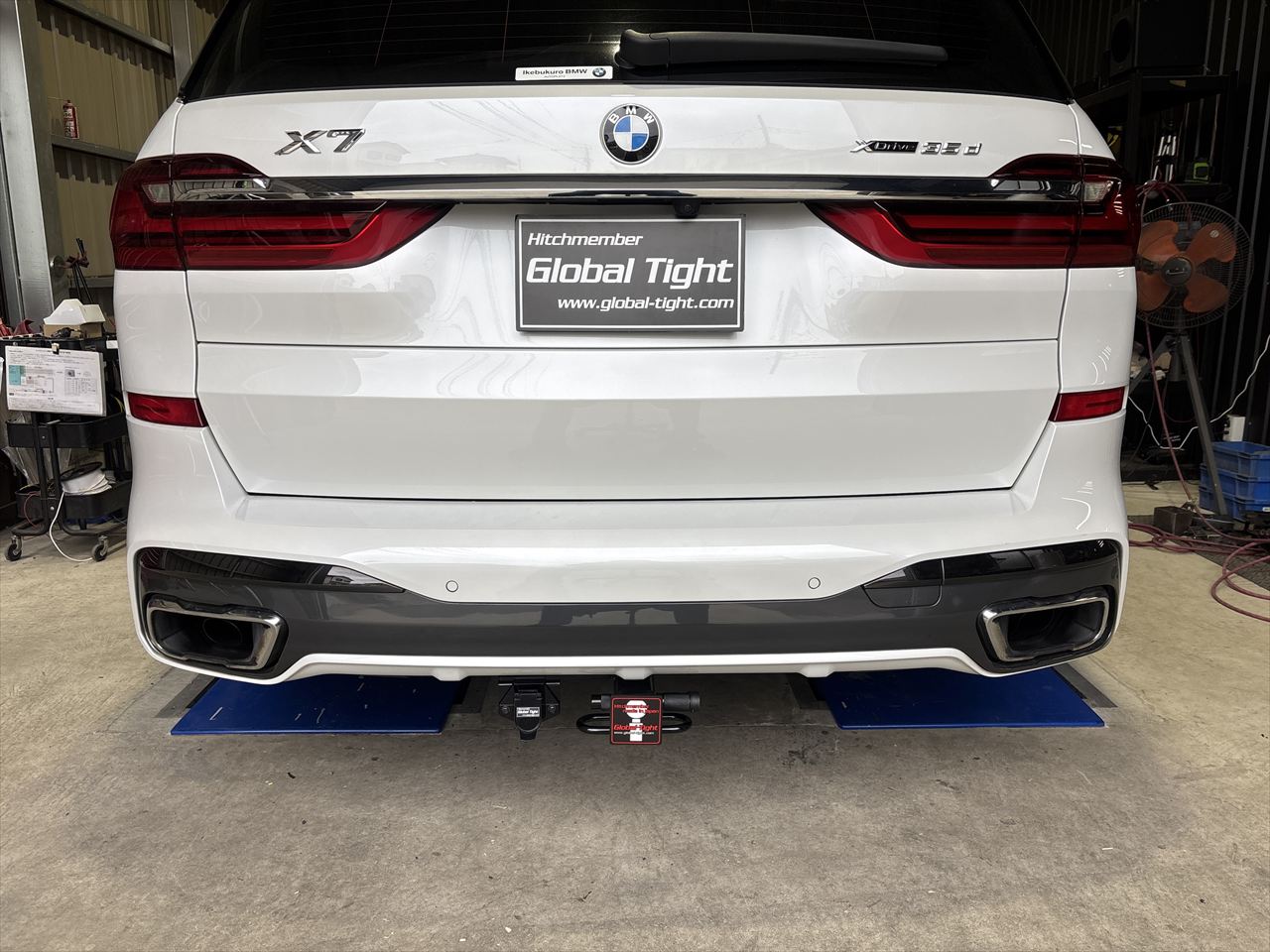 BMW,X7,キャンピングカー,ヒッチメンバー,ジェットスキー,トレーラー,バスボート,キャンピングカー,キャンピングトレーラー,水上バイク,ボートトレーラー,牽引,サイクルキャリア,カーゴトレーラー